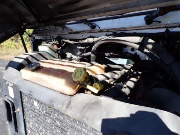 2015-freightliner-mt55-image-69