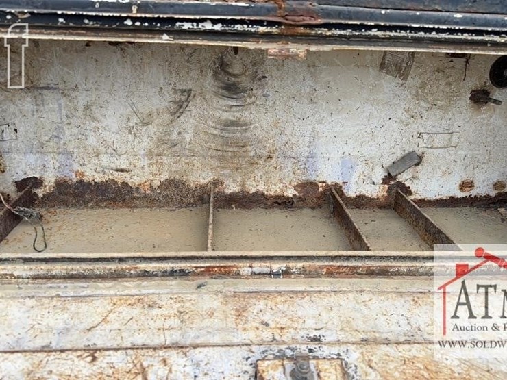 2002-ford-f550-image-14