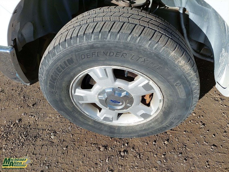 2011-ford-f150-image-17