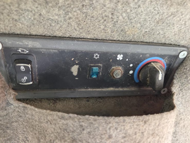 new-holland-lt185b-image-38