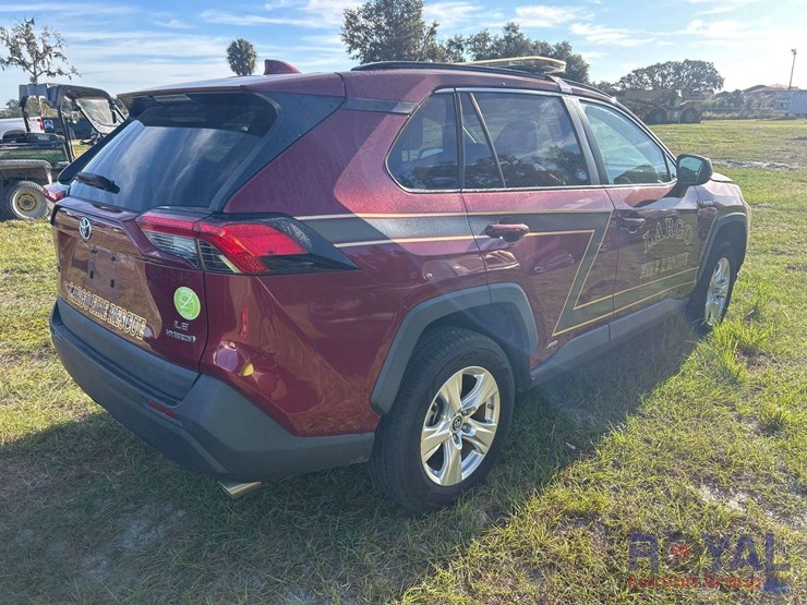 2021-toyota-rav4-image-3