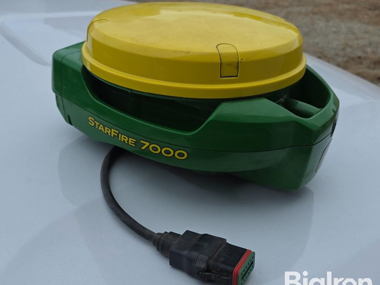 2022-john-deere-7000-image-3