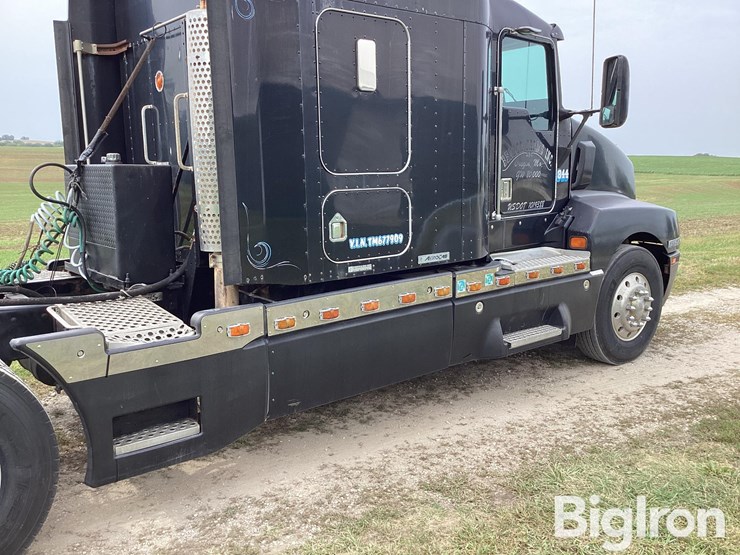 1996-kenworth-t600-image-17