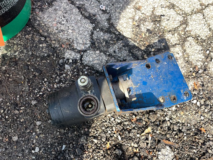 #14043-•-hydraulic-motors-(o4)-image-13