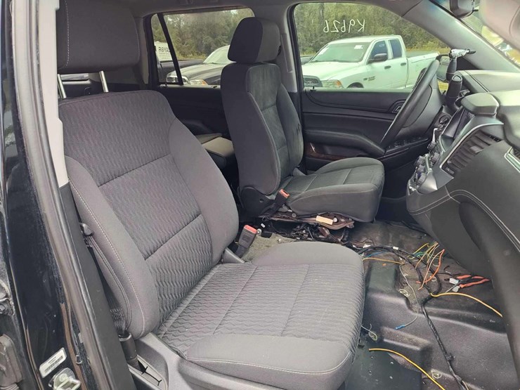 2018-chevrolet-tahoe-image-22