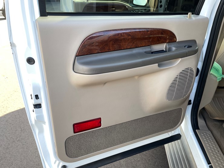 2002-ford-excursion-limited-image-61