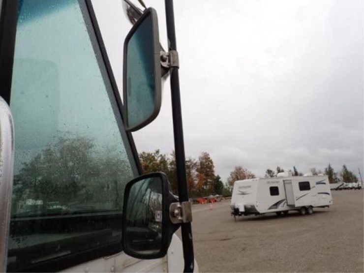 2008-freightliner-mt55-image-60