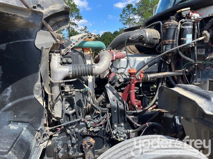 2009-mack-gu713-image-11