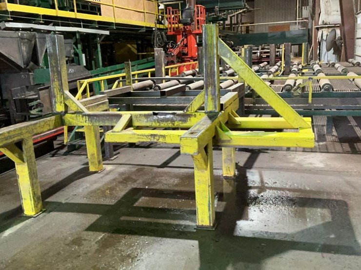 #164-•-tie-stacking-bunks-image-4