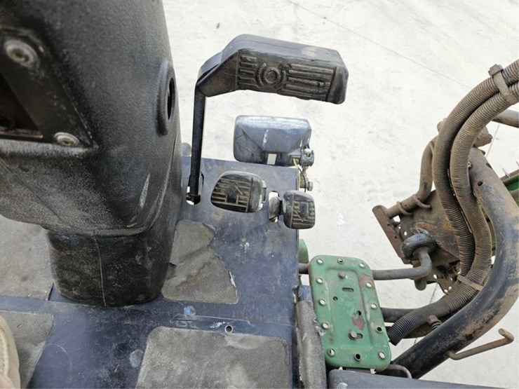 john-deere-3225c-image-34