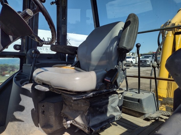 2005-deere-310sg-image-15