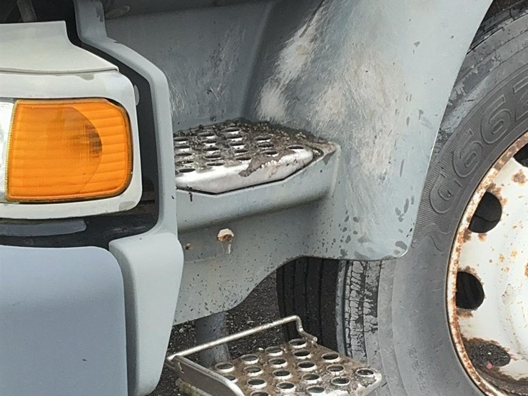 #2001-•-2011-mack-midlum-truck-chassis-image-13