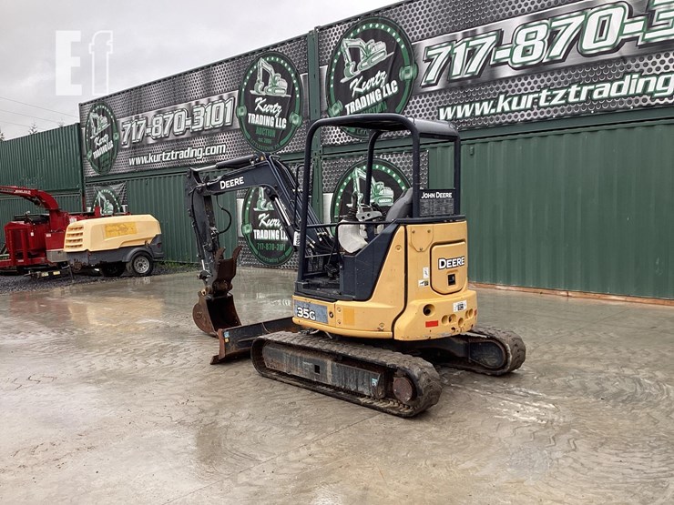 2015-deere-35g-image-2