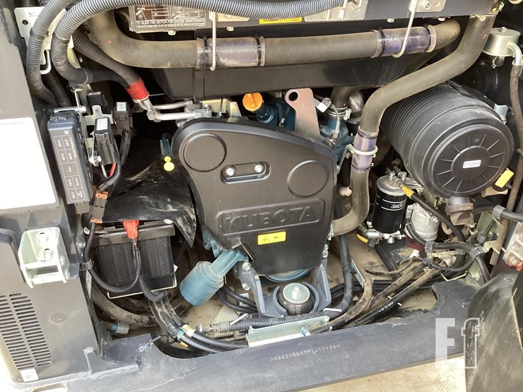 2024-kubota-svl75-3-image-13