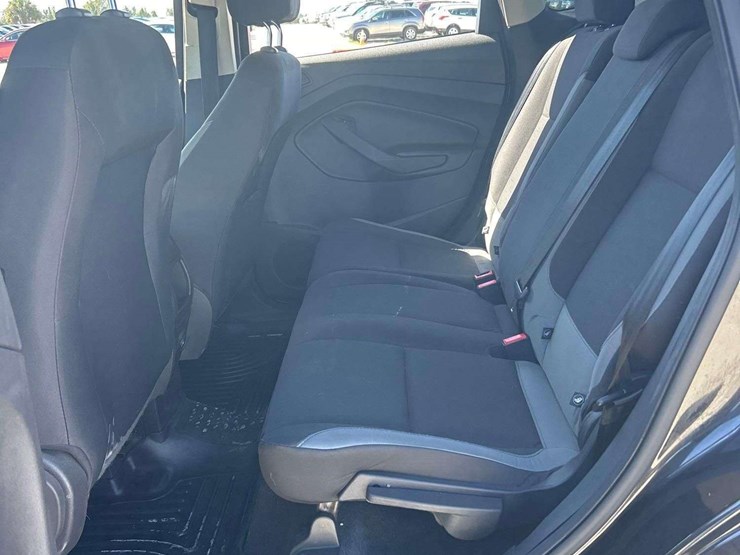 2014-ford-escape-image-23