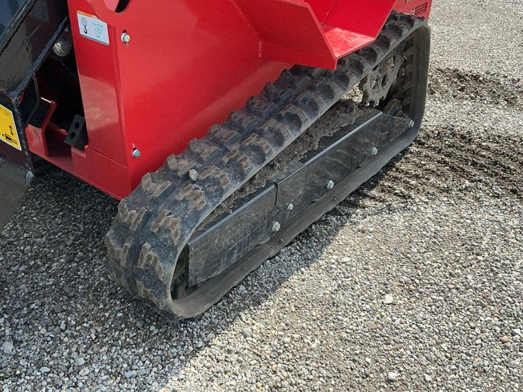 #1000-•-sda140t-mini-skid-steer-loader-with-bucket-&-fork-attachments-image-16