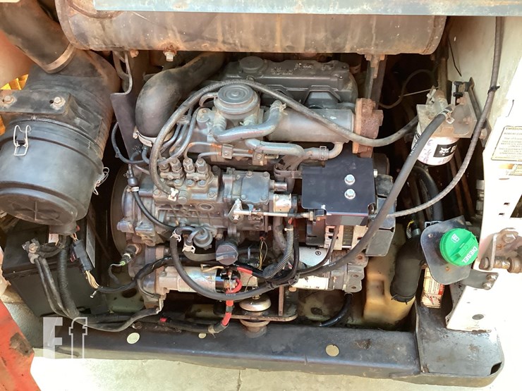 2013-bobcat-t550-image-13