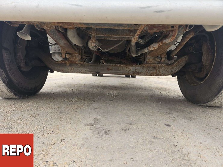 2016-international-durastar-4300-image-12