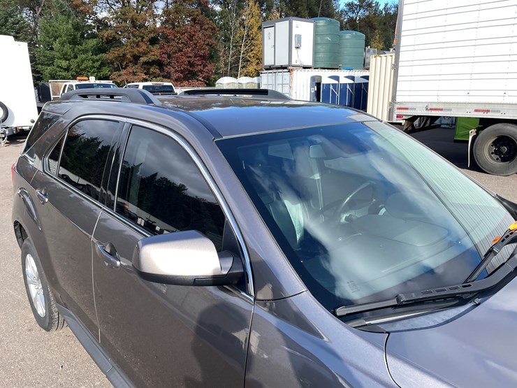 2012-chevrolet-equinox-lt-image-30