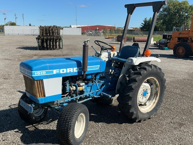 1983-ford-1510-image-1