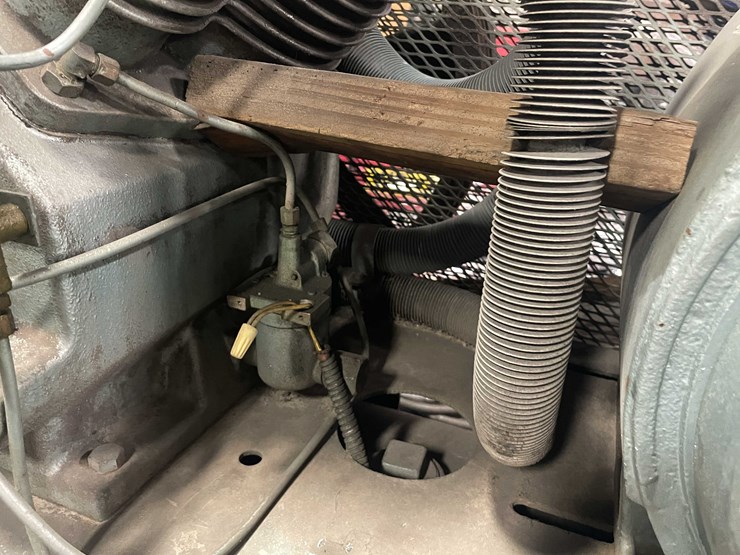 #14044-•-air-compressor-(e)-image-31