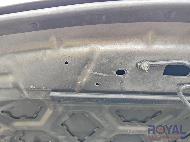 2016-ford-explorer-image-10