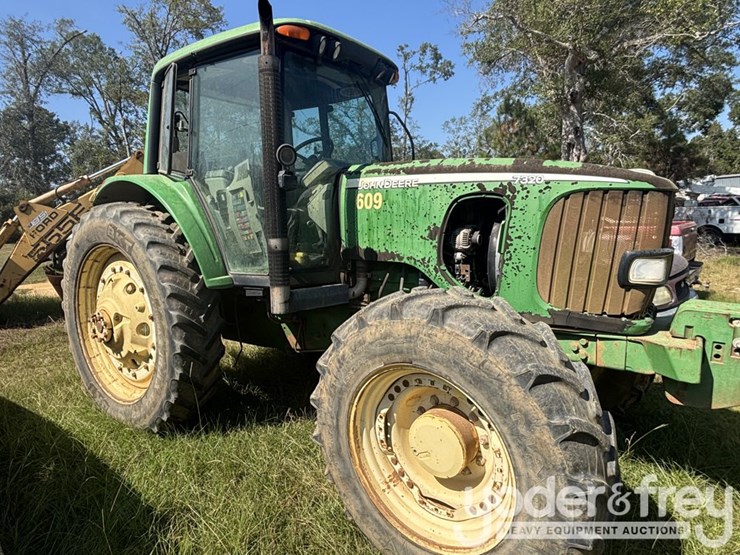 2005-john-deere-7320-image-5