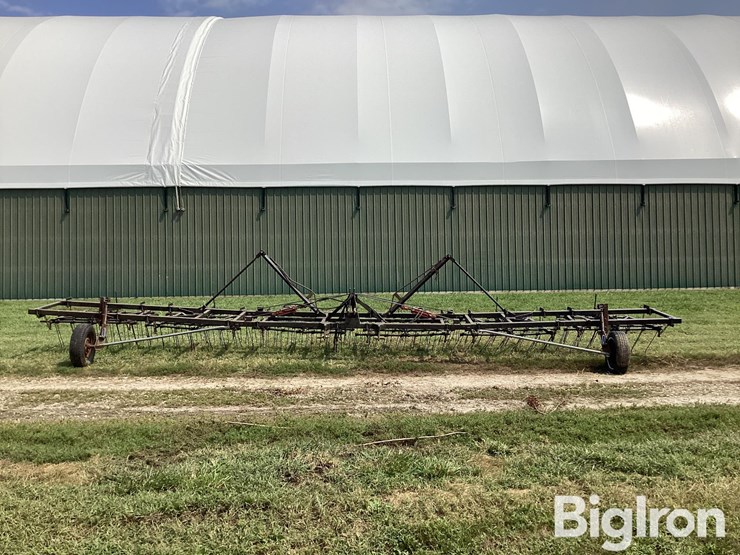 30'-folding-tine-weeder-image-2