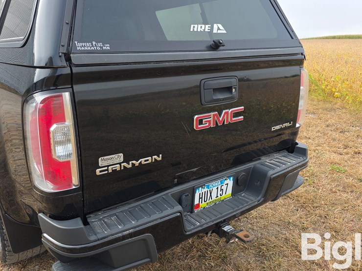 2018-gmc-canyon-image-15