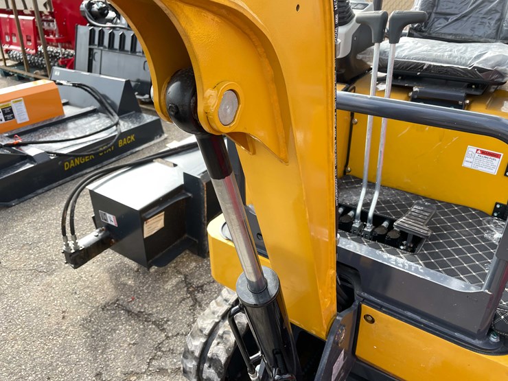 #14010-•-unused-cfg-qk18r-mini-excavator-(o12)-image-17