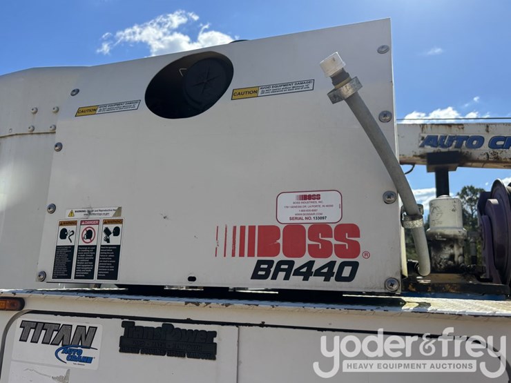 2015-kenworth-t370-image-10