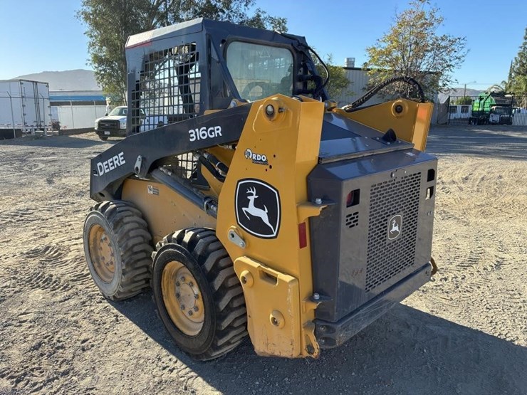 2024-deere-316gr-image-4