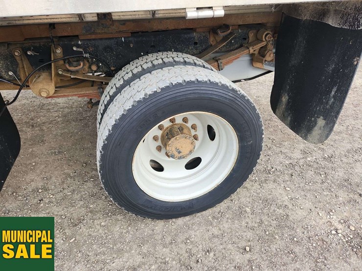 2015-ford-f450-image-14