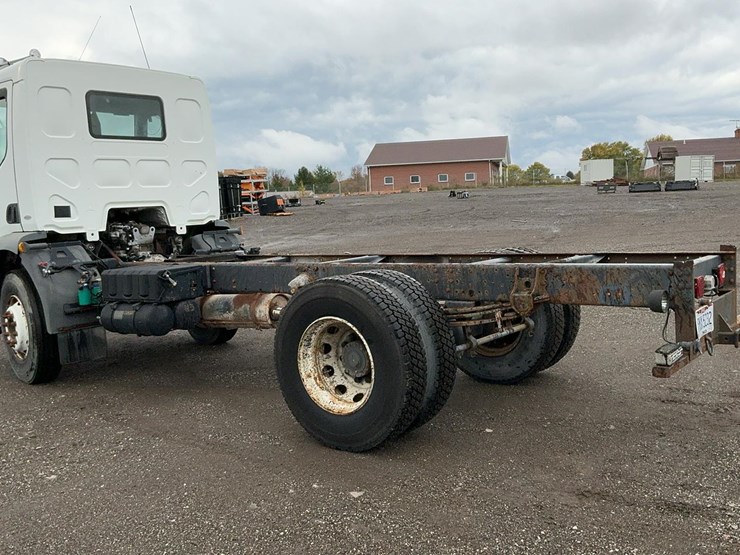 #2001-•-2011-mack-midlum-truck-chassis-image-3