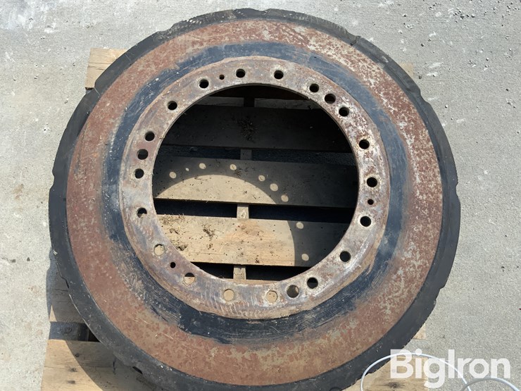 challenger-65-tire/wheel-assembly-image-9