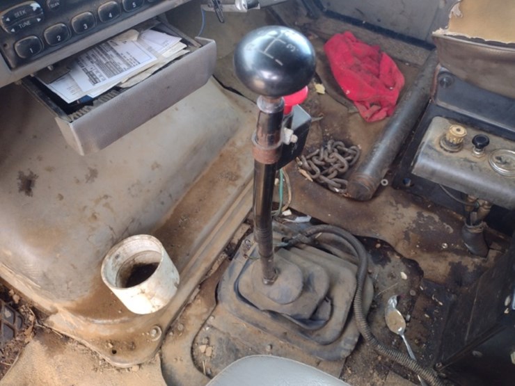 97-ford-l8501-image-10