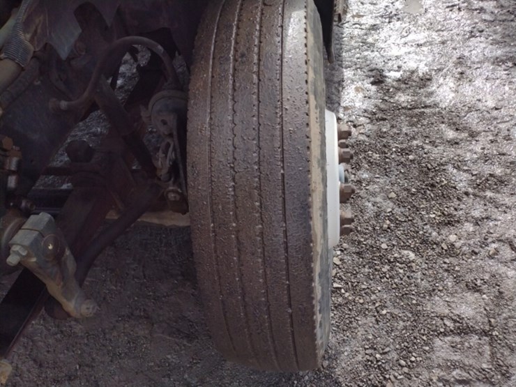 97-ford-l8501-image-24