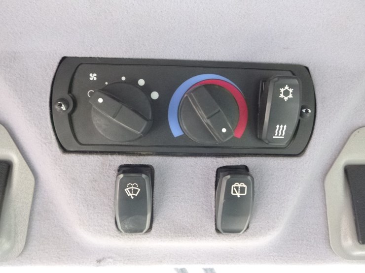 caterpillar-cs11gc-image-9