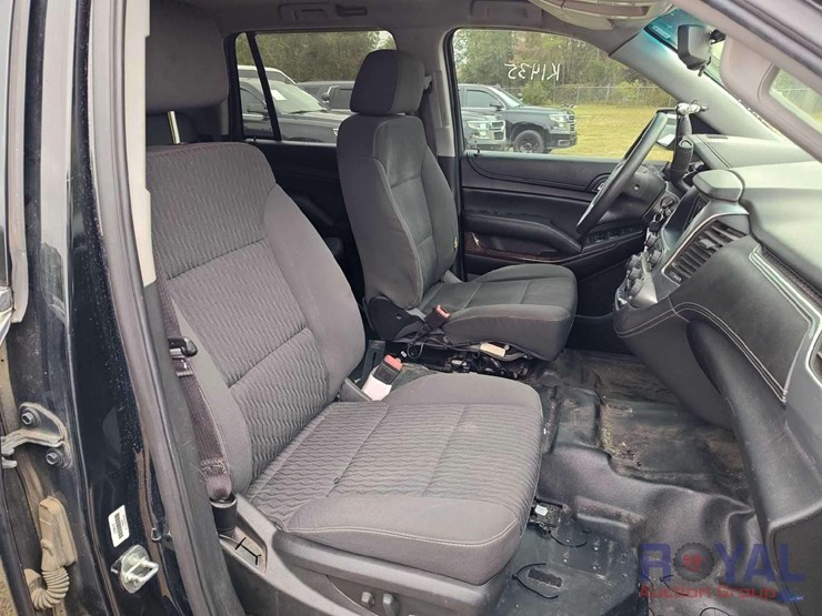 2016-chevrolet-tahoe-image-29