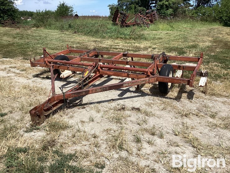 international-11-image-1