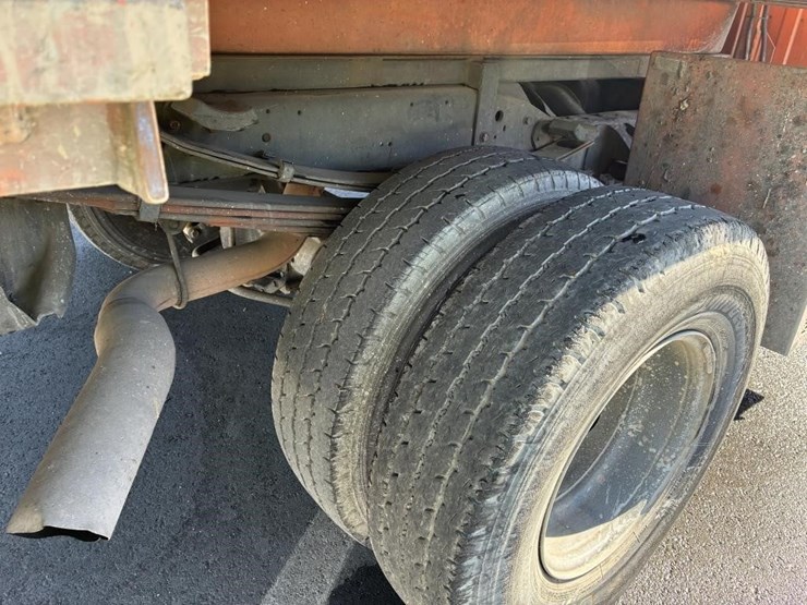 2001-dodge-ram-3500-image-8