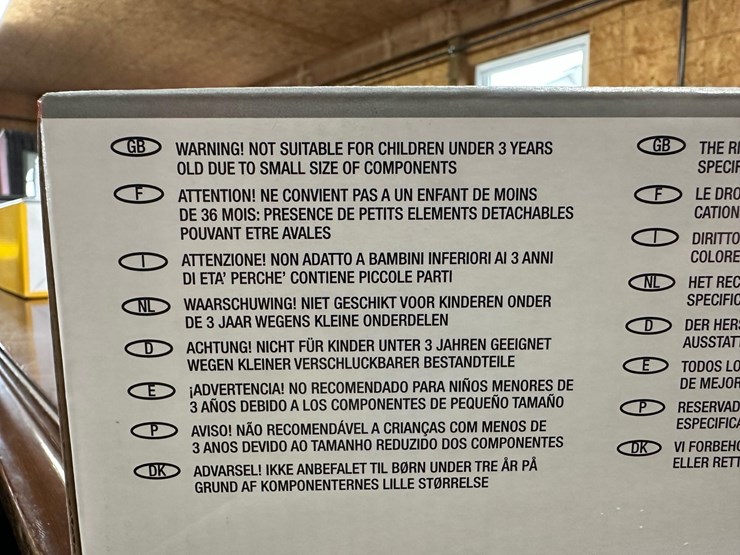 #90b-•-pickup-truck-&-m5111-tractor-toy-image-5