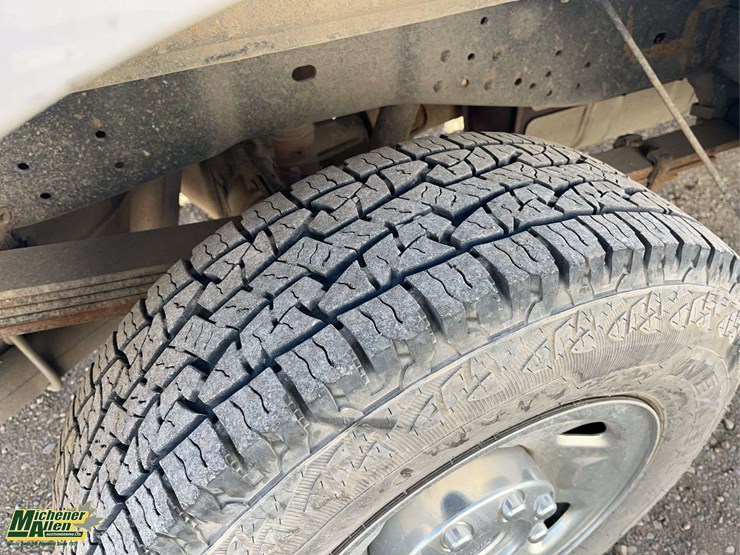 2008-ford-f250-image-9