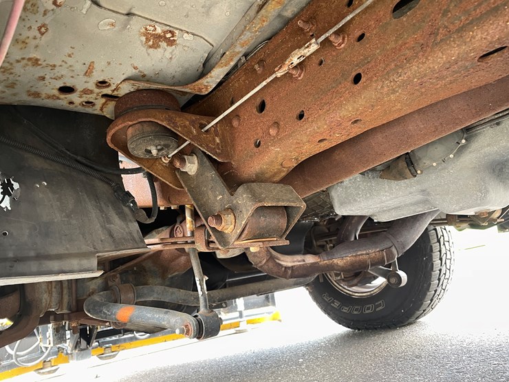 2003-ford-excursion-image-31