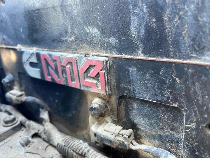 1996-peterbilt-378-image-40