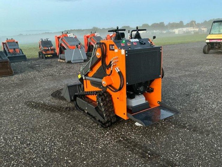#1002-•-unused-landhero-t460-mini-skid-steer-loader-image-1