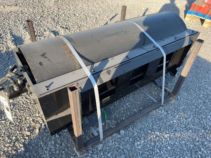 skid-steer-vibratory-roller-image-5