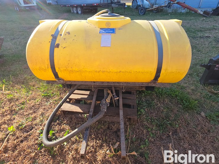 300-gal-front-mount-poly-tank-image-6