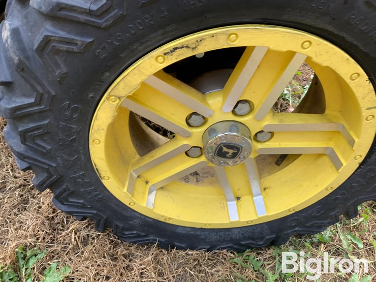 2014-john-deere-825i-utv-image-18