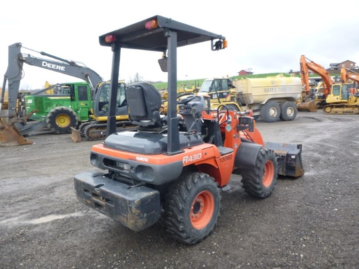 kubota-r430-image-28